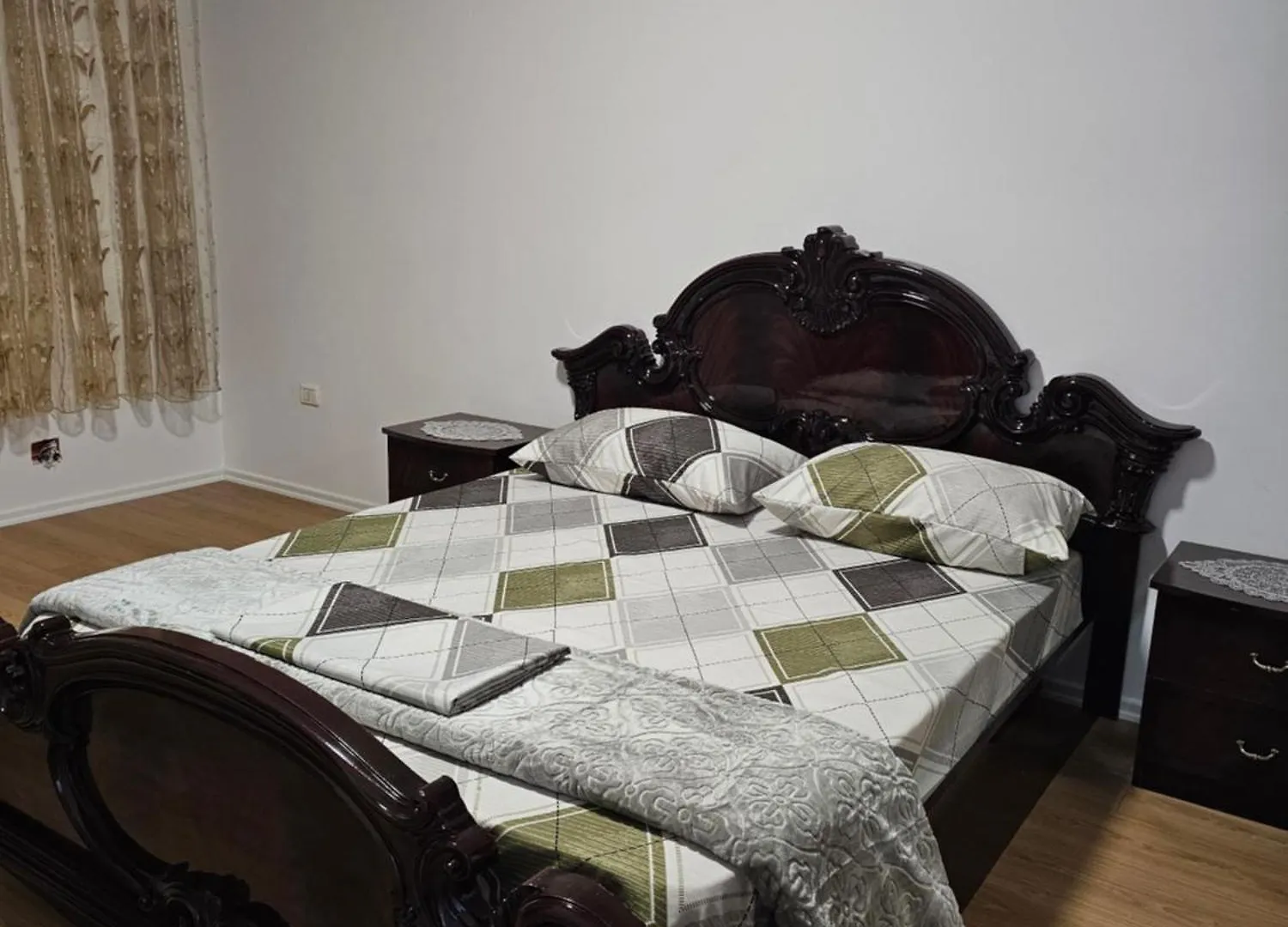 Geljus Apartment 2 Tirana Albânia